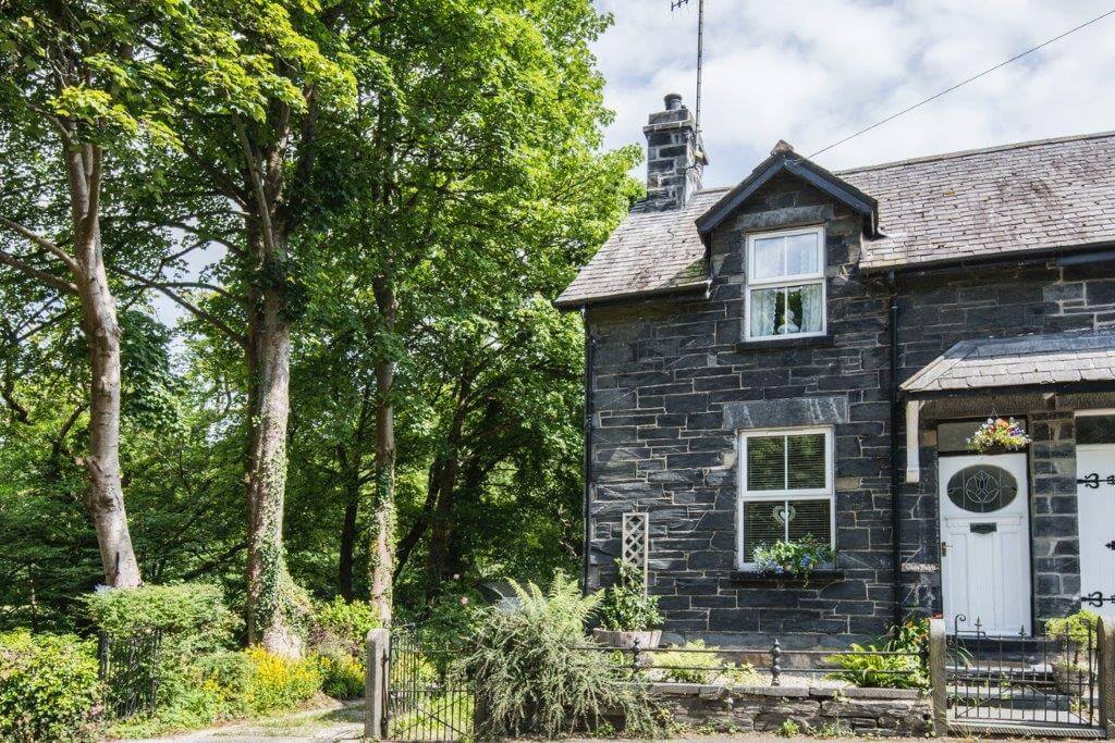 Self Catering Holiday Accommodation Betws Y Coed Garth Dderwen
